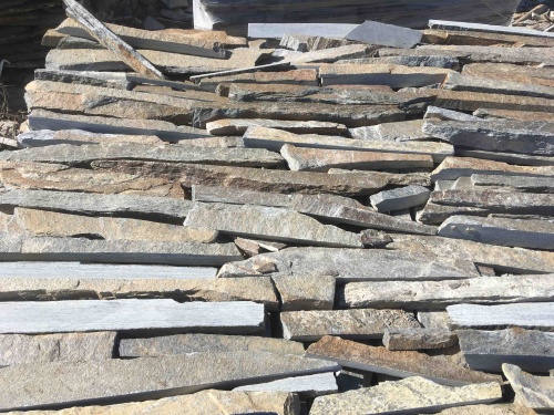 Горбушка златолит мультиколор для облицовки купить в Севастополе