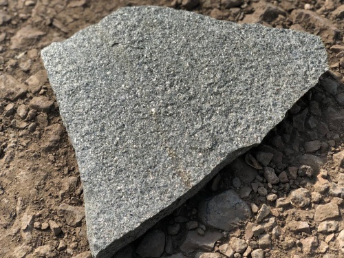 Плитняк златолит Уральский  для фасада купить в Севастополе