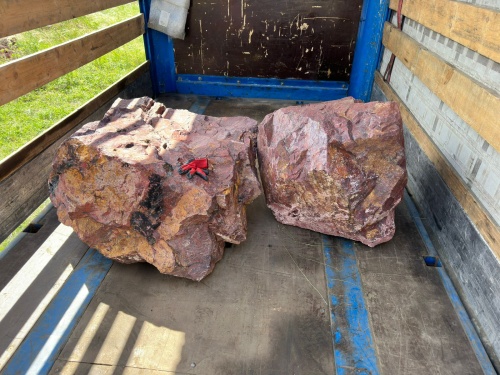 Ландшафтные глыбы красно-фиолетовые 200-1000 килограмм купить в Севастополе