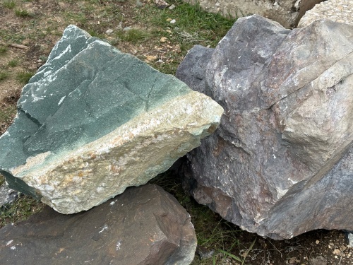 Камни для ландшафтного дизайна зелёные 10-60 килограмм купить в Севастополе