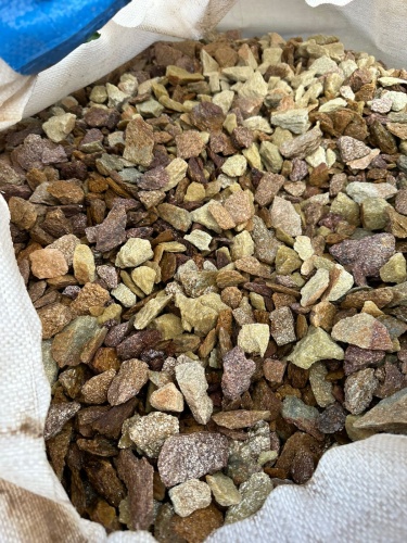 Златолит персиковый декоративная каменная крошка купить в Севастополе