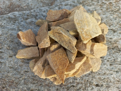 Златолит жёлтый декоративная каменная крошка купить в Севастополе