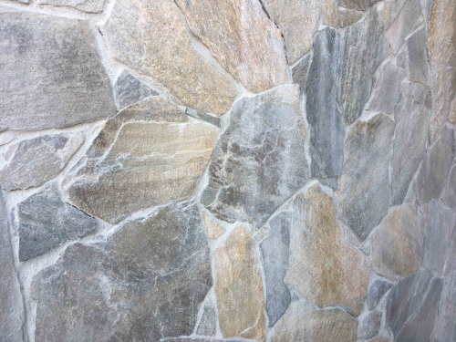 Плитняк златолит Уральский  для фасада купить в Севастополе