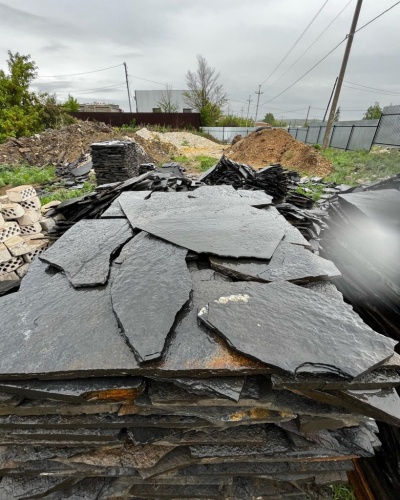 купить чёрный плитняк златолит